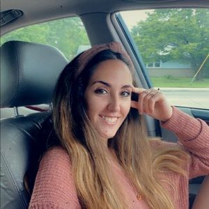 Meet your Posher, Veronica